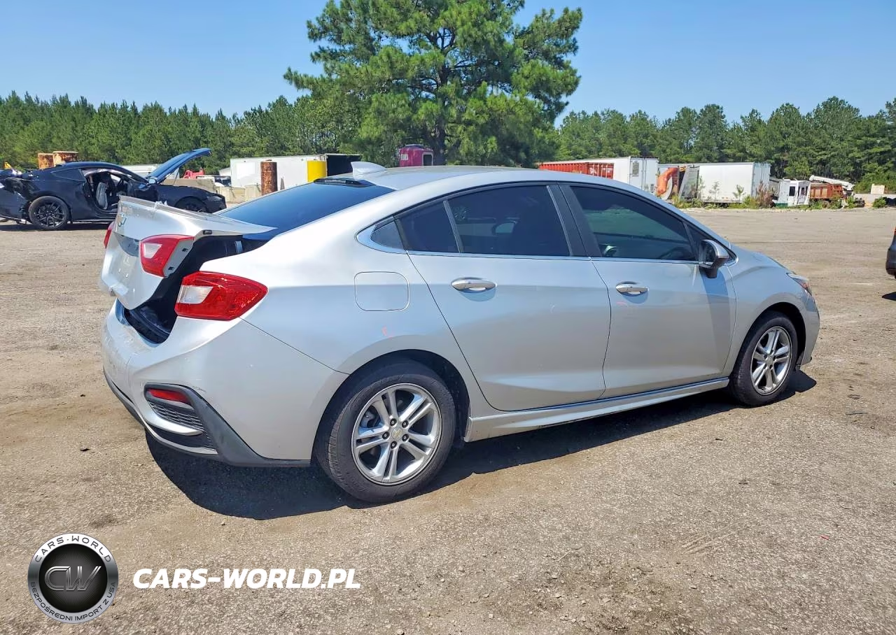 2016 Chevrolet Cruze Lt VIN:1G1BE5SM5G7257110 - 3