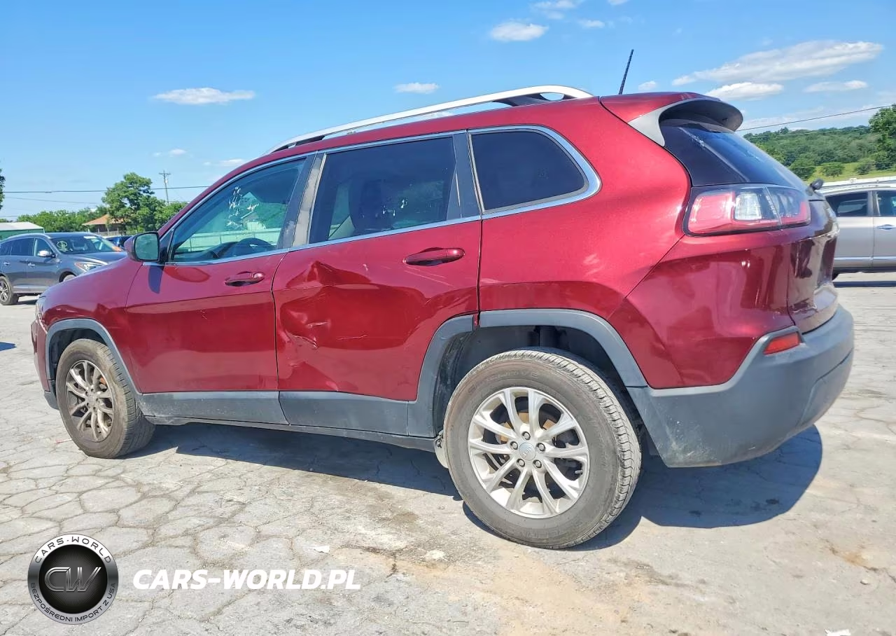 2019 Jeep Cherokee Latitude VIN:1C4PJLCB7KD488241 - 2