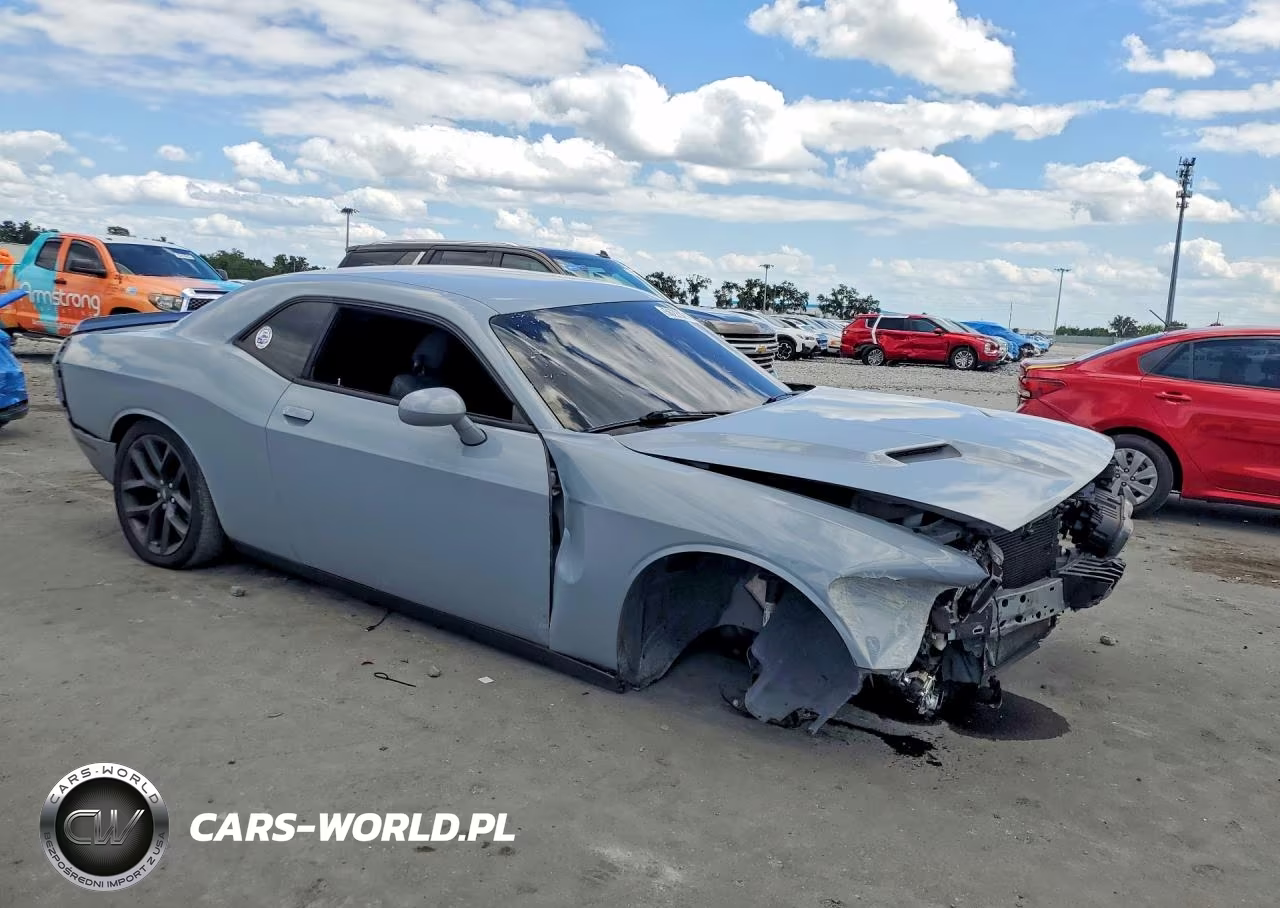 2021 Dodge Challenger Sxt VIN:2C3CDZAG6MH582399 - 4