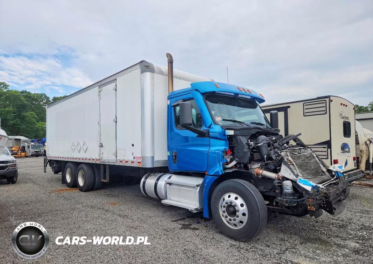 2020 Freightliner Cascadia Box Truck