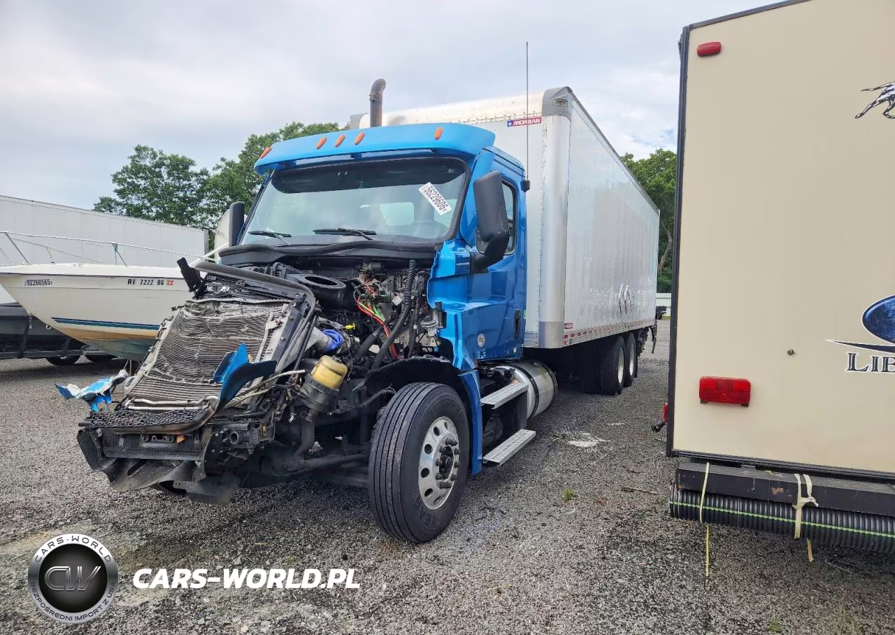 2020 Freightliner Cascadia Box Truck VIN:3ALHHLDV3LSMG6340 - 2