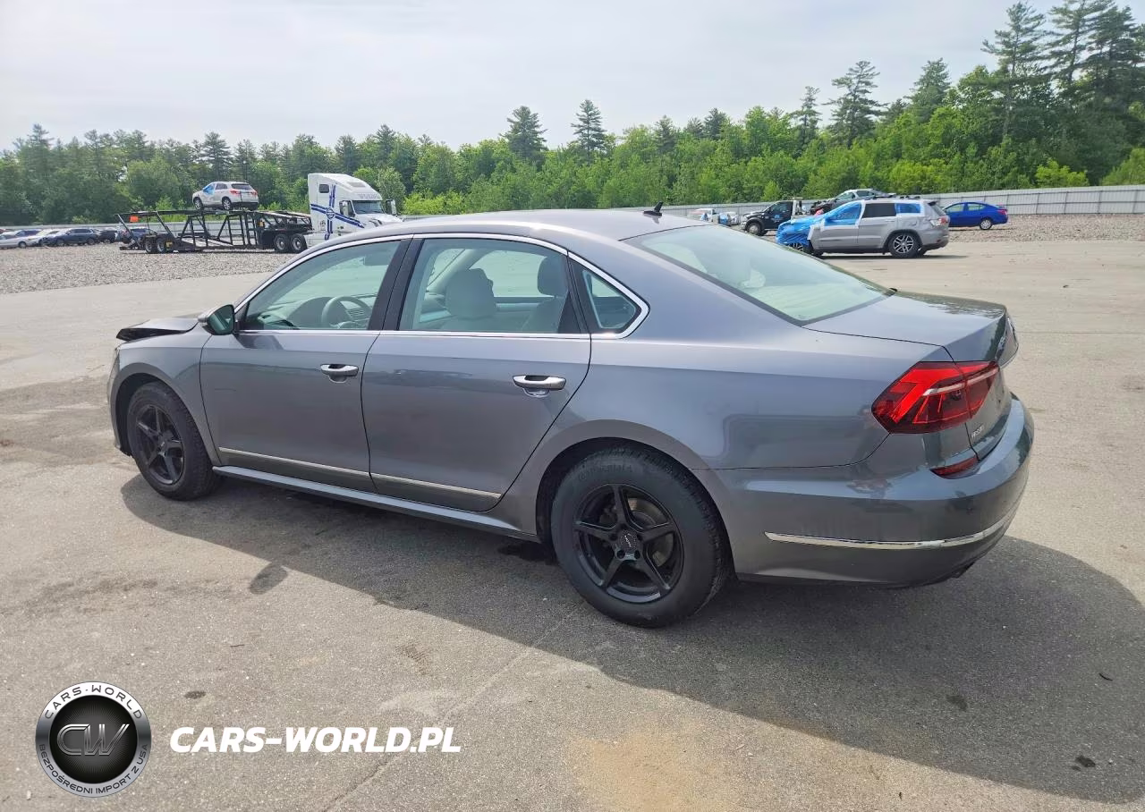 VOLKSWAGEN PASSAT S VIN:1VWAT7A37HC006379 - 2