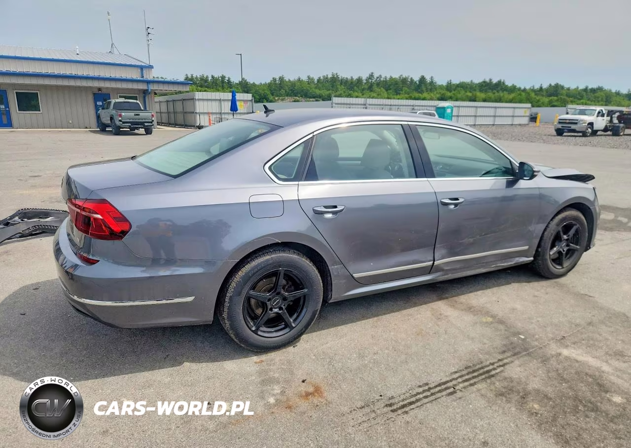 VOLKSWAGEN PASSAT S VIN:1VWAT7A37HC006379 - 3