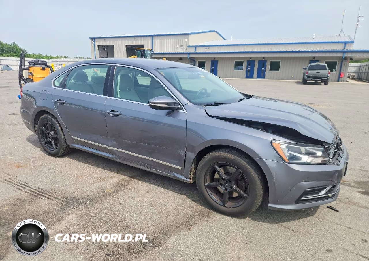 VOLKSWAGEN PASSAT S VIN:1VWAT7A37HC006379 - 4