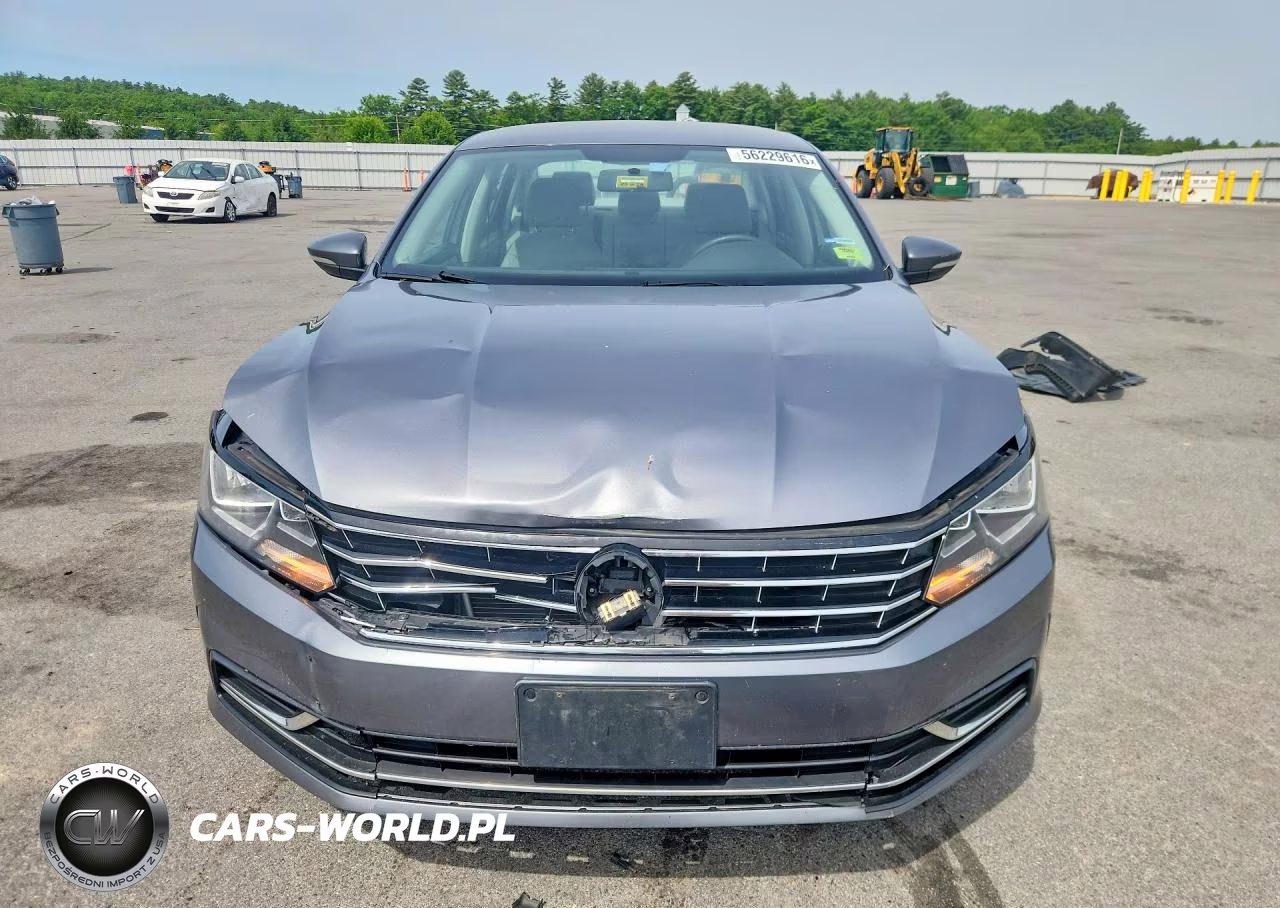 VOLKSWAGEN PASSAT S VIN:1VWAT7A37HC006379 - 5