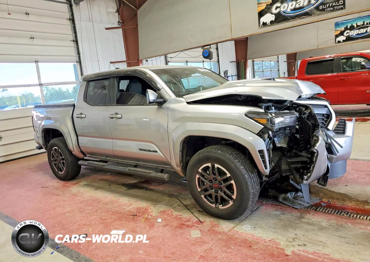 2025 Toyota Tacoma Trd Sport VIN:3TYKB5FN9ST027303 - 4