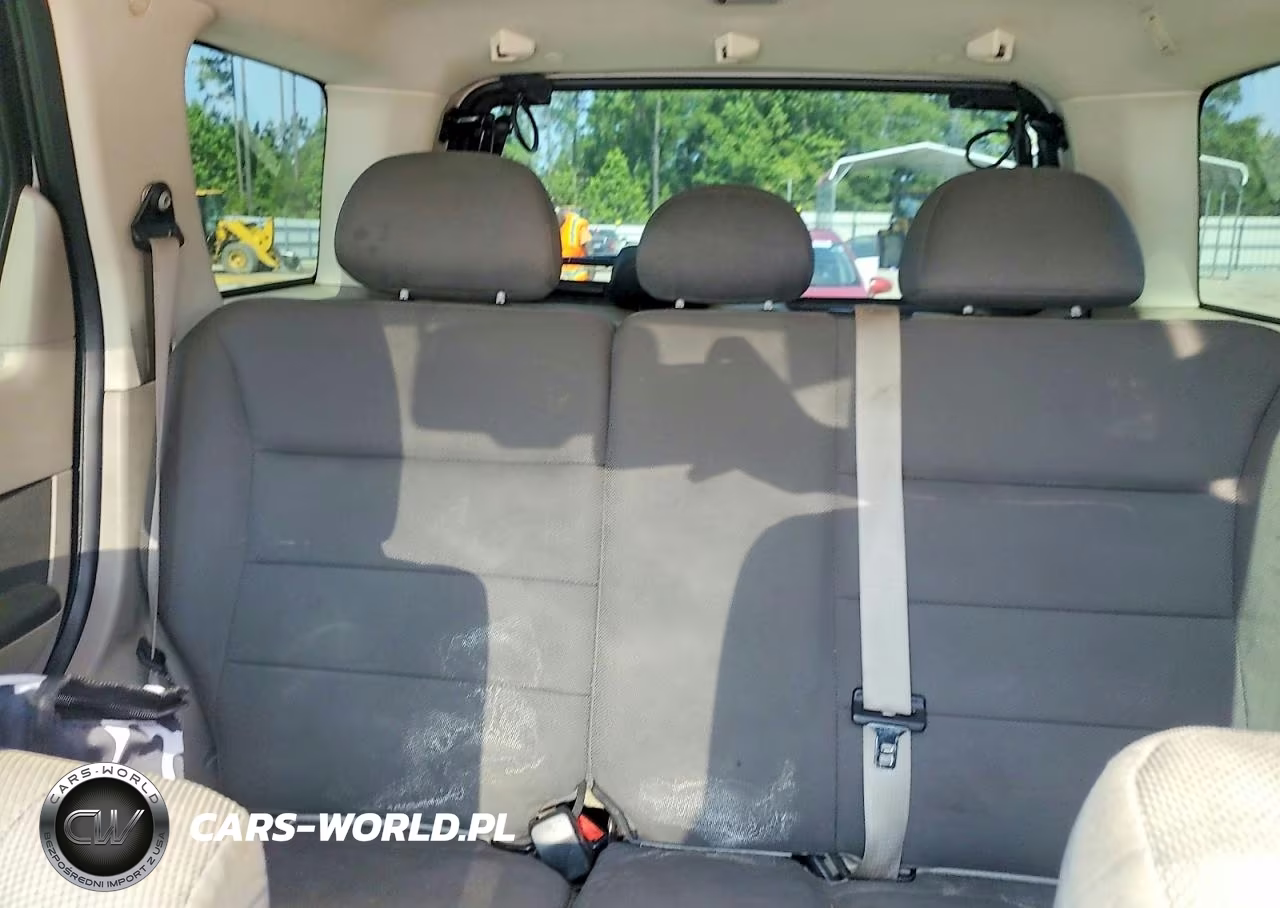 2009 Ford Escape Xlt VIN:1FMCU03729KA56965 - 10