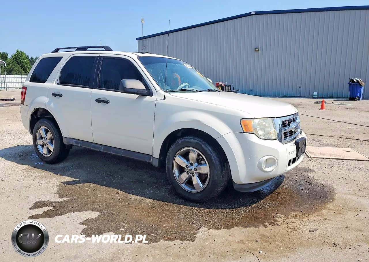 2009 Ford Escape Xlt VIN:1FMCU03729KA56965 - 4