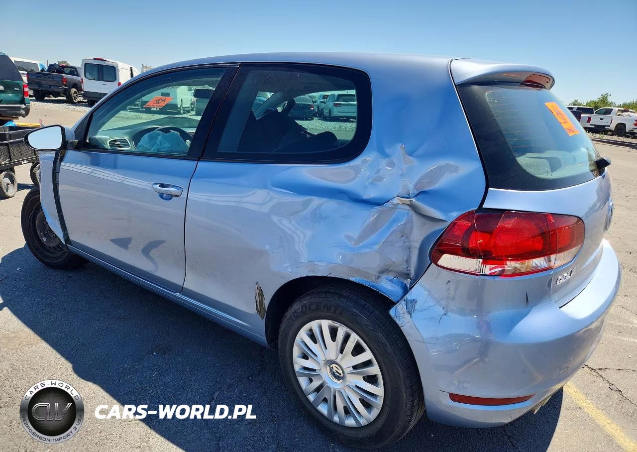 2010 Volkswagen Golf VIN:WVWAB7AJ0AW319945 - 2