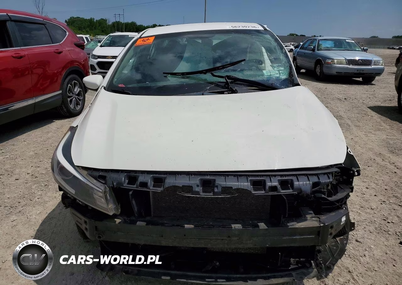 2018 Kia Forte Lx VIN:3KPFK4A74JE222296 - 5