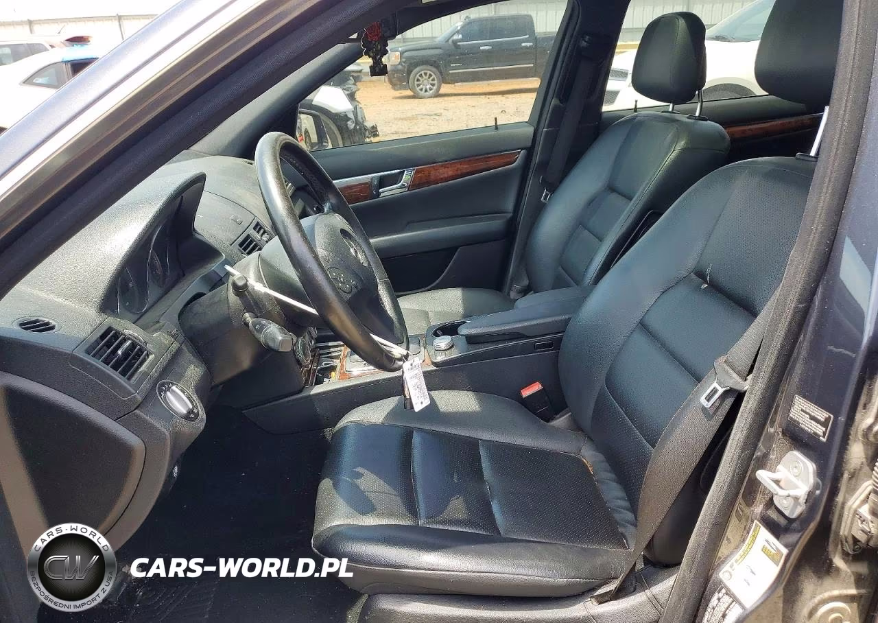 2010 Mercedes-Benz C 300 4Matic VIN:WDDGF8BB9AF474107 - 7