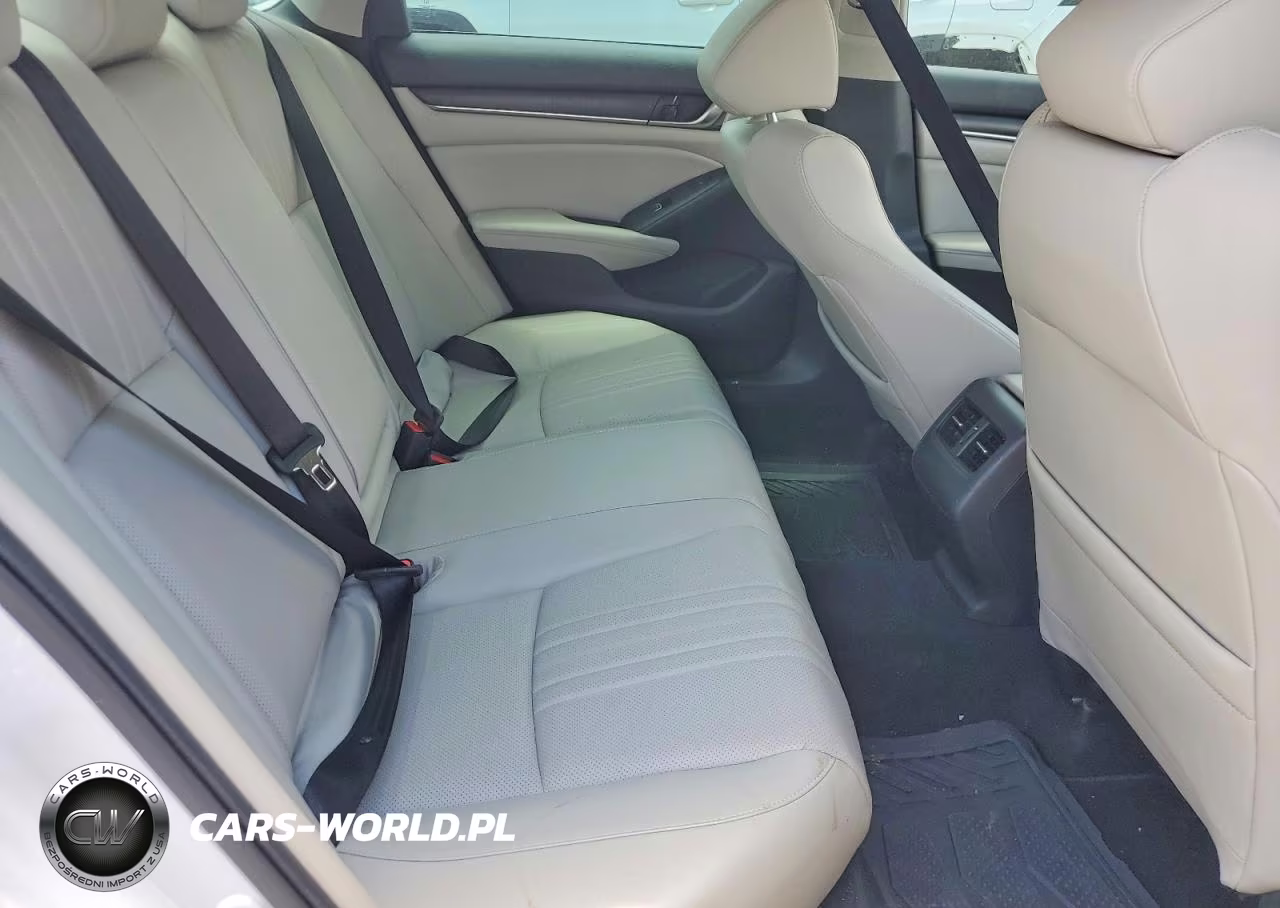 2018 Honda Accord Touring VIN:1HGCV1F91JA167667 - 10