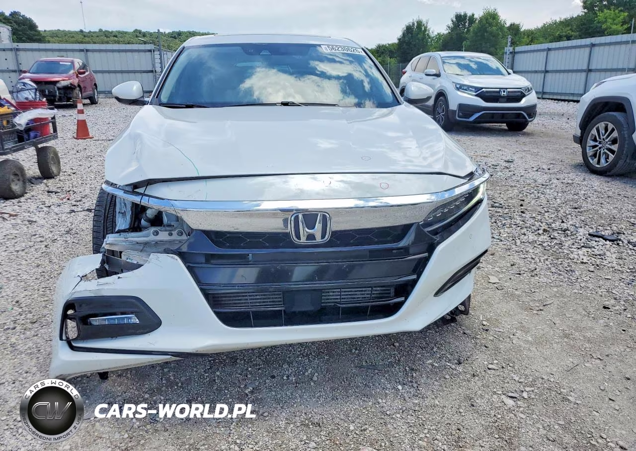 2018 Honda Accord Touring VIN:1HGCV1F91JA167667 - 5