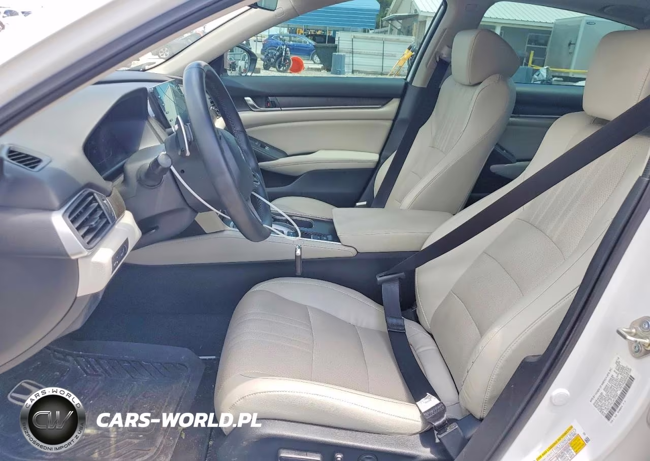2018 Honda Accord Touring VIN:1HGCV1F91JA167667 - 7
