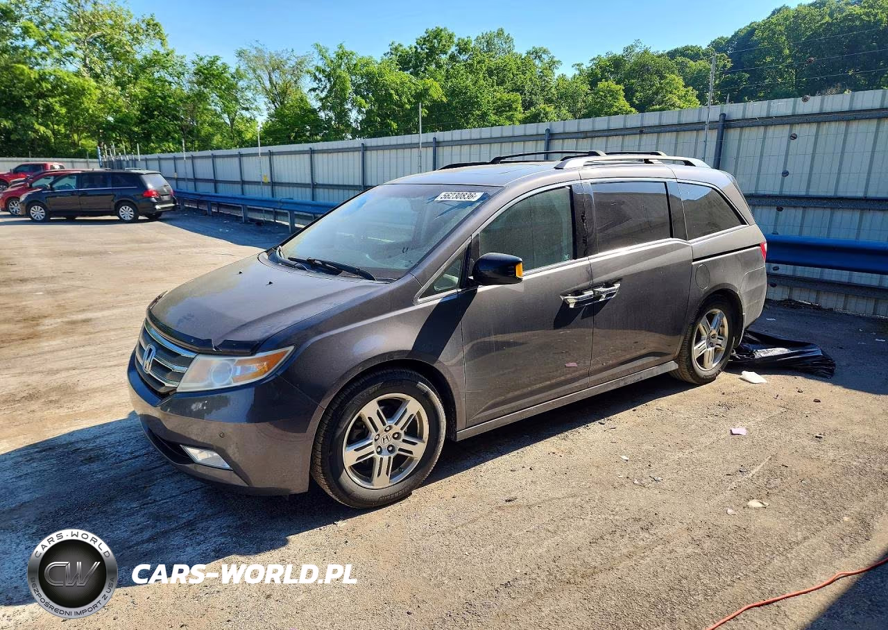 2012 Honda Odyssey Touring – zdjęcie 1 z 13