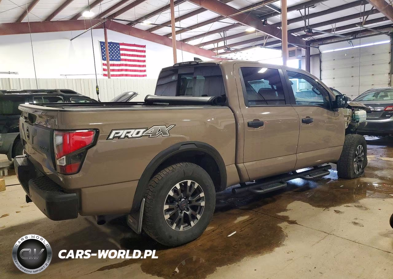 2022 Nissan Titan Pro-4X VIN:1N6AA1ED5NN102162 - 3