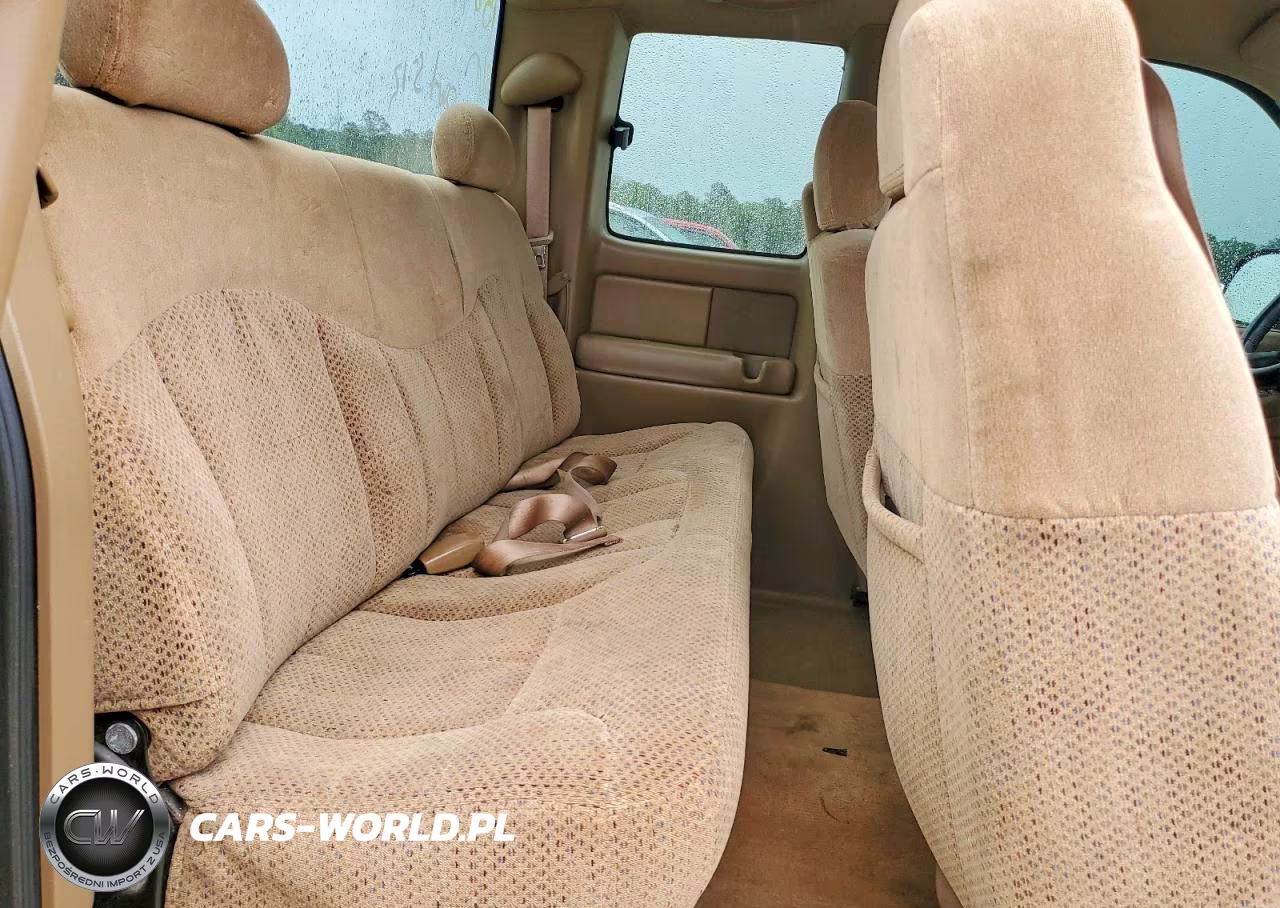 1999 Chevrolet Silverado C1500 VIN:2GCEC19V4X1158406 - 10