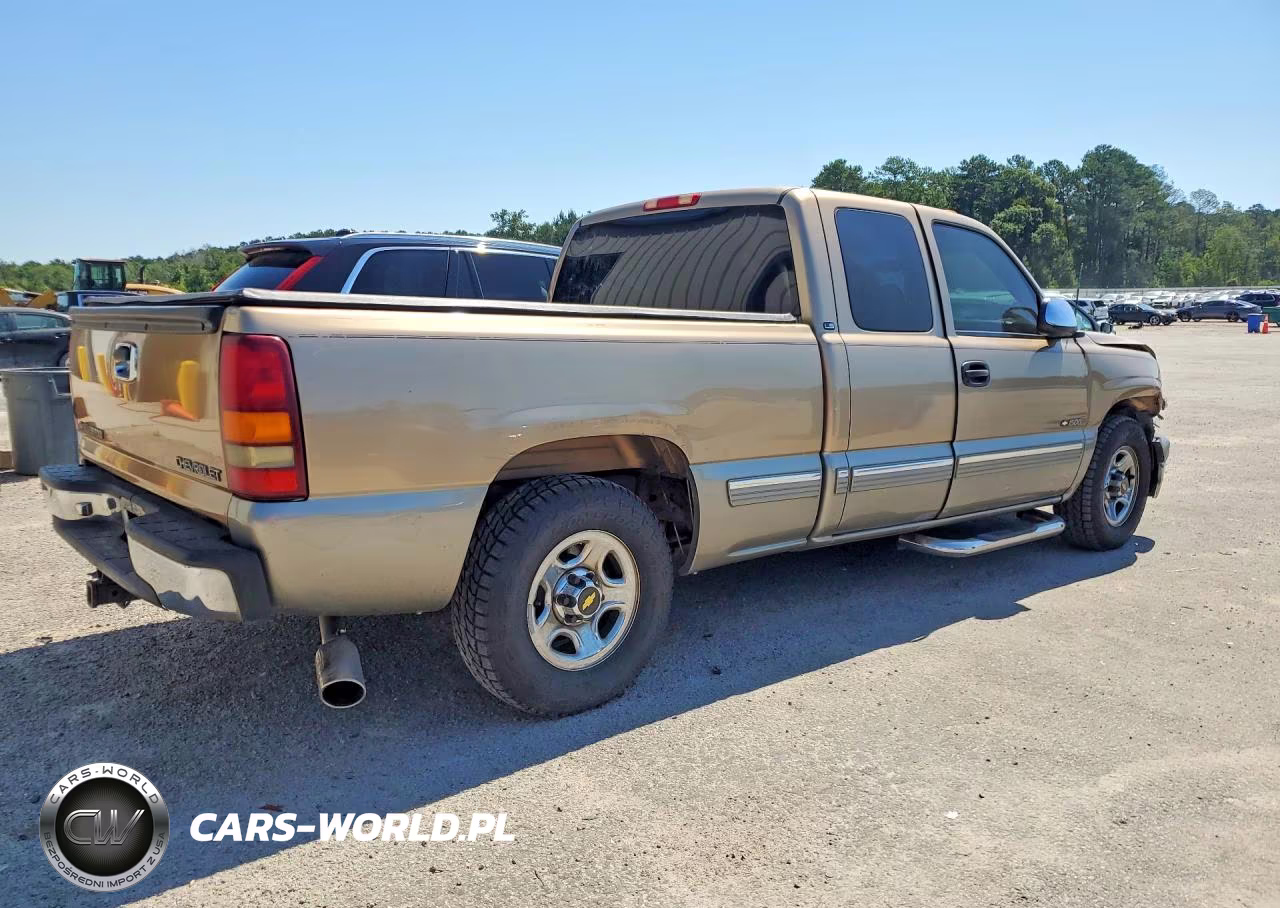 1999 Chevrolet Silverado C1500 VIN:2GCEC19V4X1158406 - 3