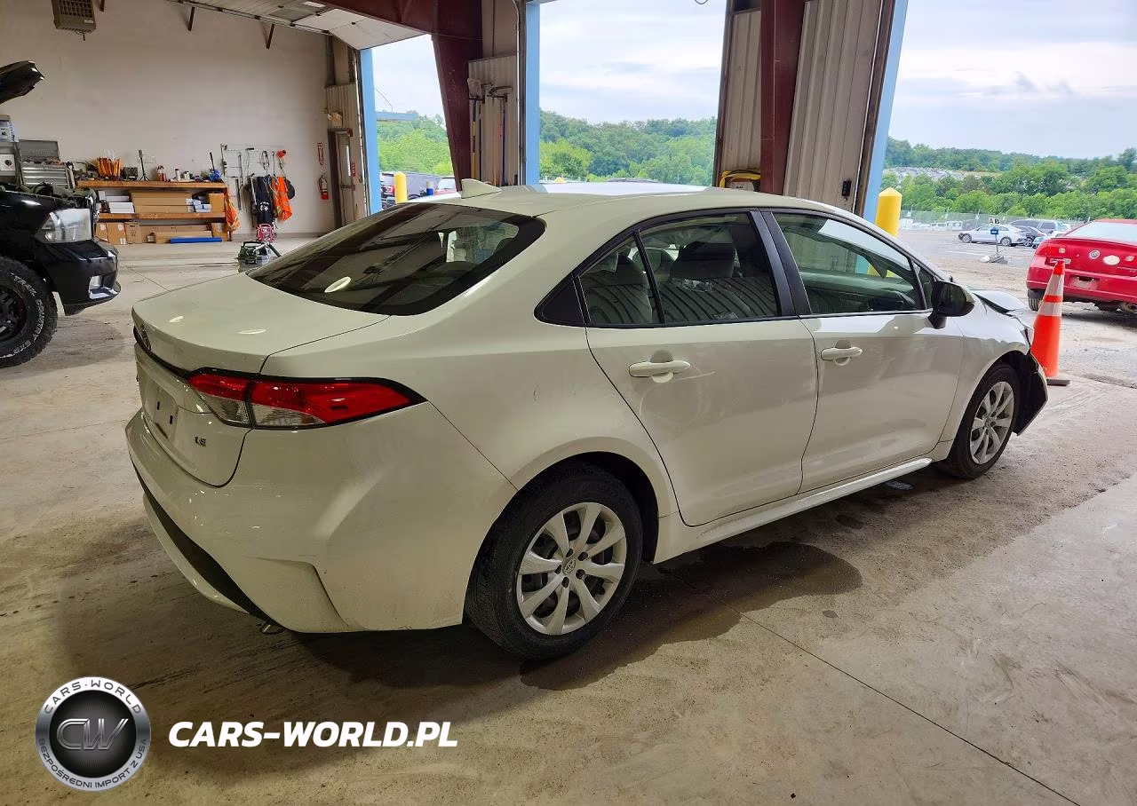 2020 Toyota Corolla Le VIN:JTDEPRAE8LJ012279 - 3