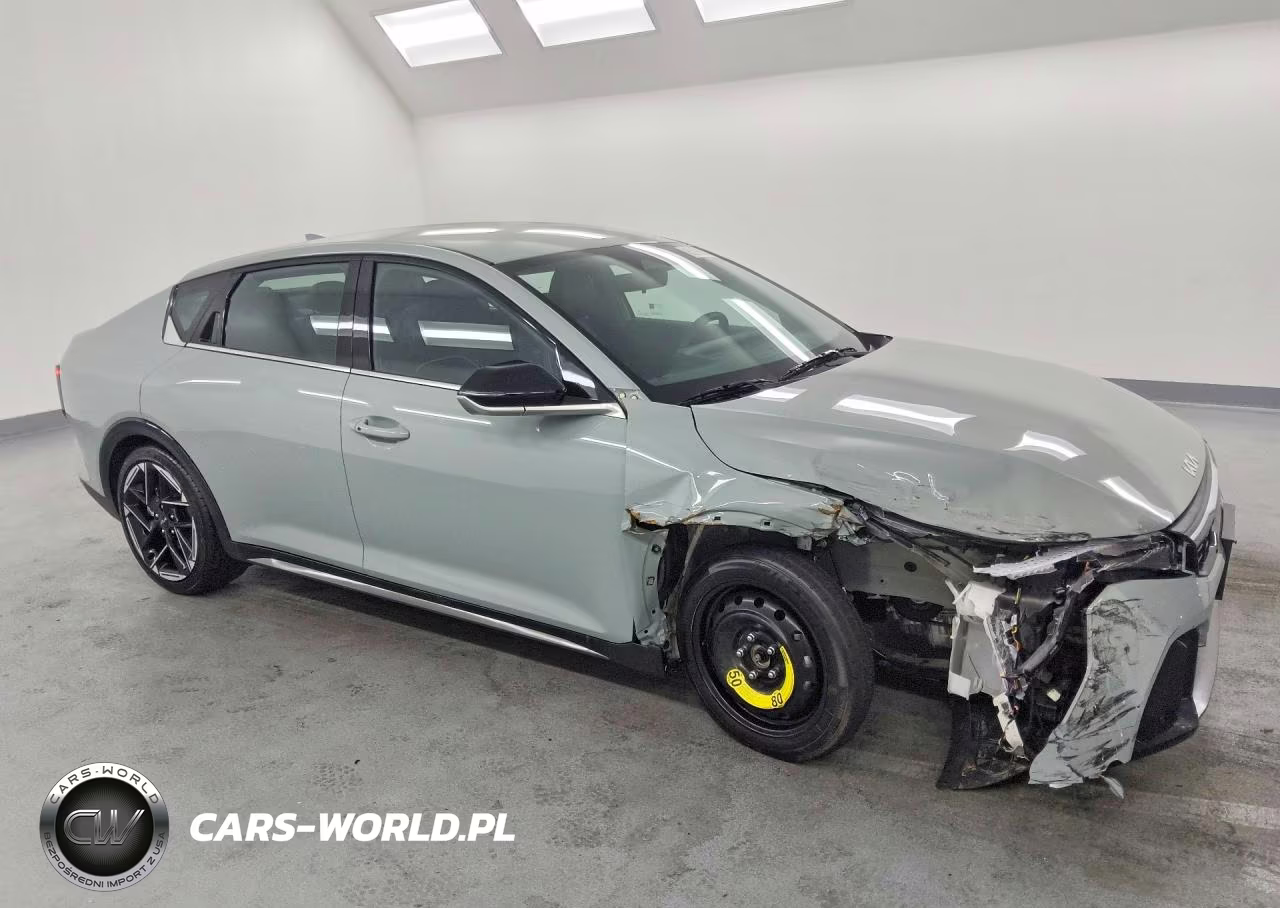2025 Kia K4 Gt Line VIN:3KPFW4DE0SE260978 - 4