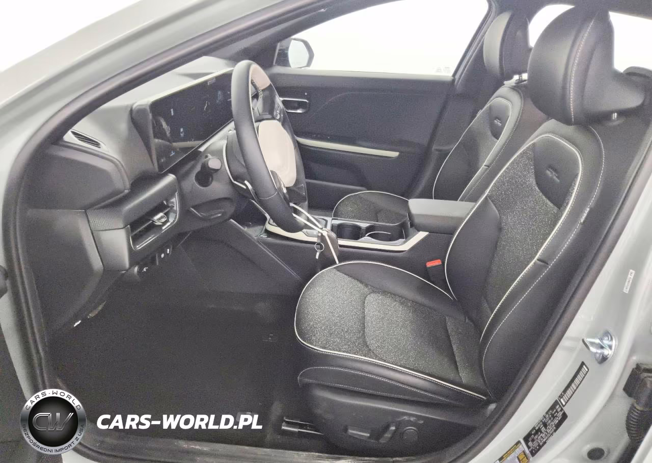 2025 Kia K4 Gt Line VIN:3KPFW4DE0SE260978 - 7