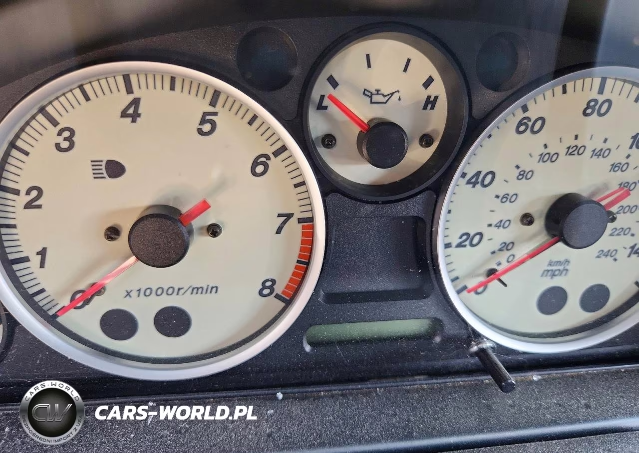 2003 Mazda Mx-5 Miata Base VIN:JM1NB353030304423 - 9