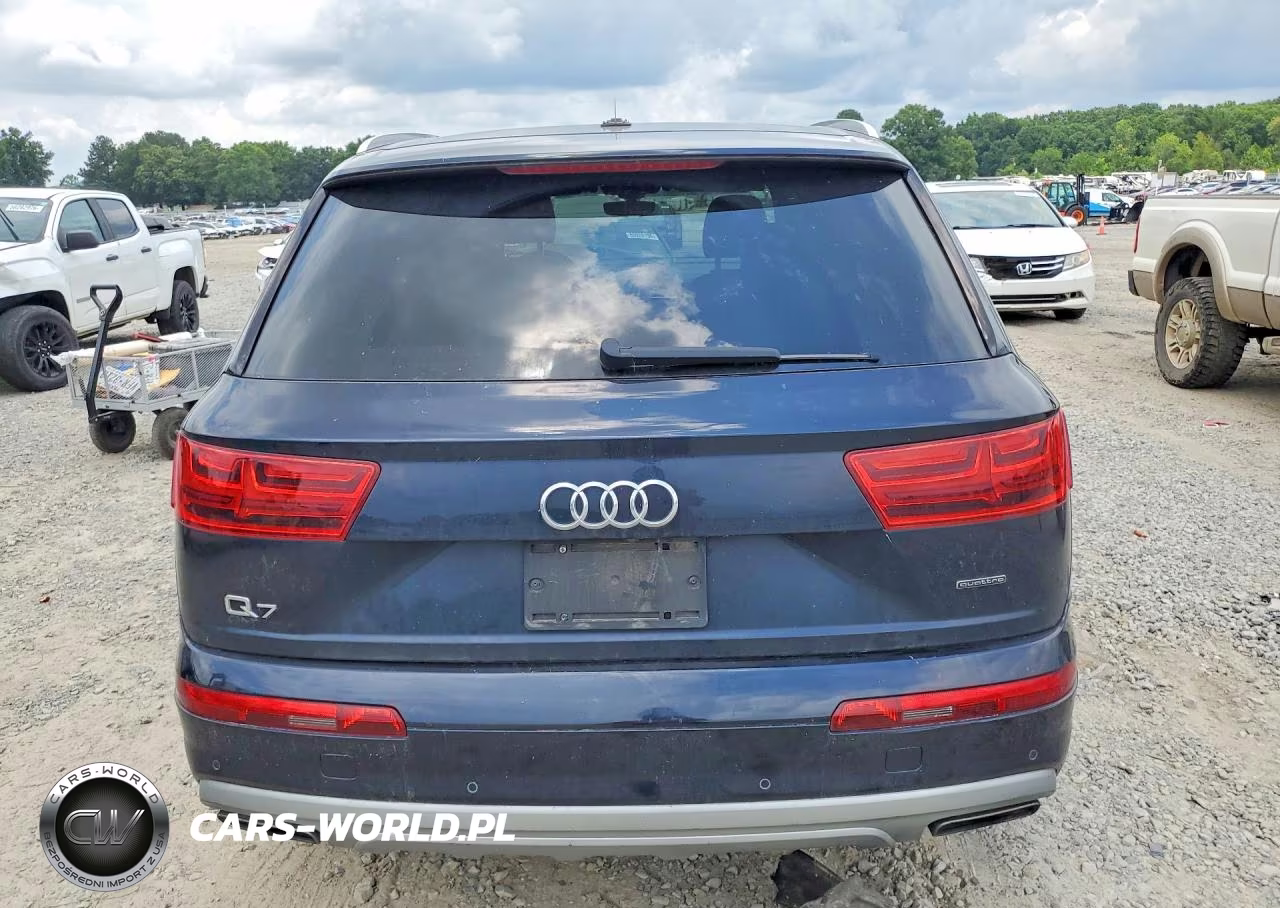2017 Audi Q7 Premium Plus VIN:WA1LHAF77HD051168 - 6
