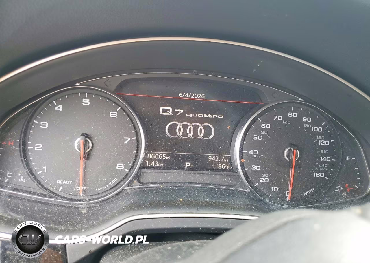 2017 Audi Q7 Premium Plus VIN:WA1LHAF77HD051168 - 9