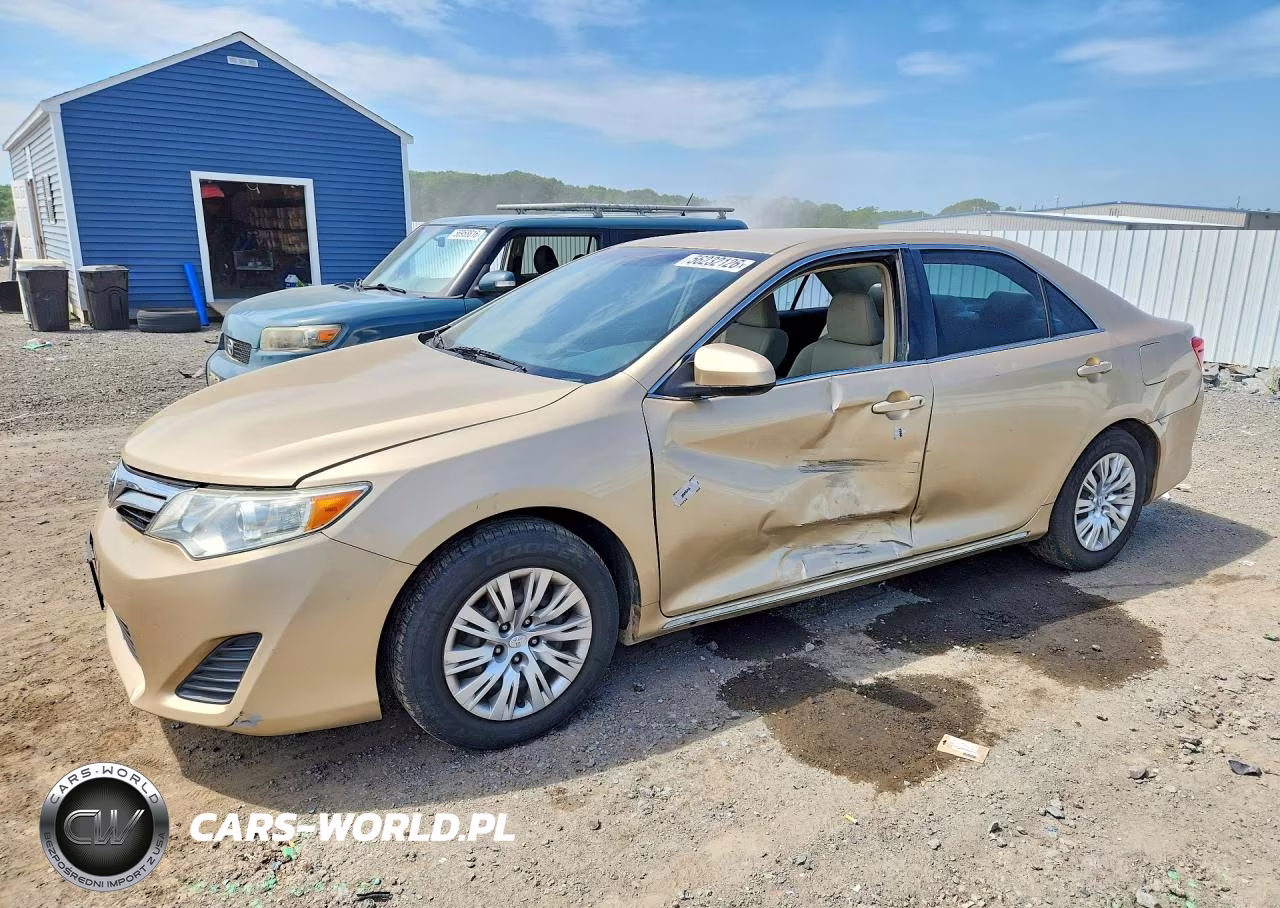 2012 Toyota Camry L – zdjęcie 1 z 12