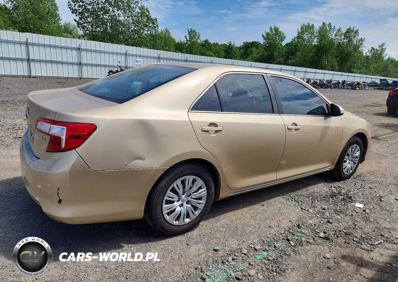 2012 Toyota Camry L VIN:4T1BF1FK0CU015077 - 3