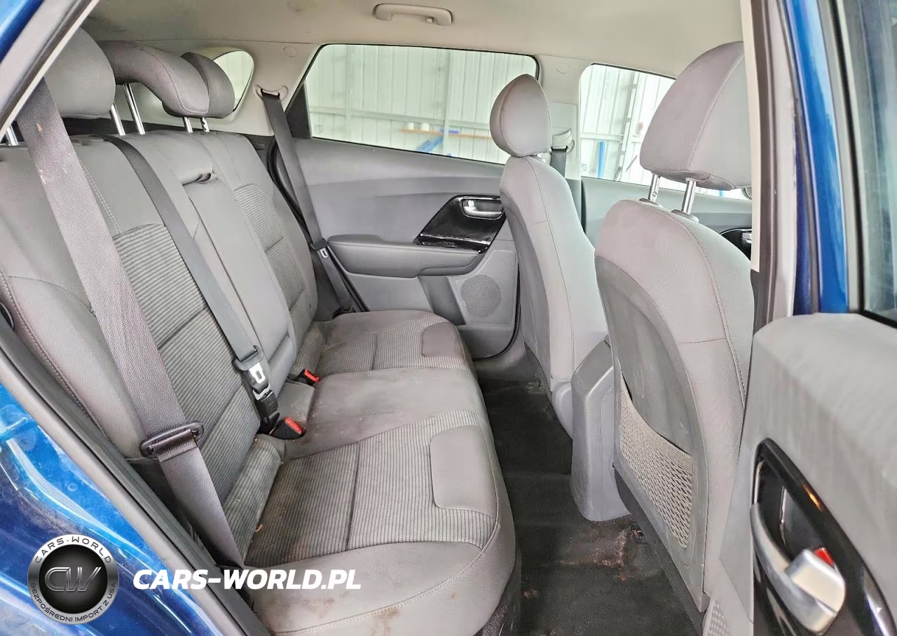 2022 Kia Niro Lxs VIN:KNDCB3LC2N5533475 - 10