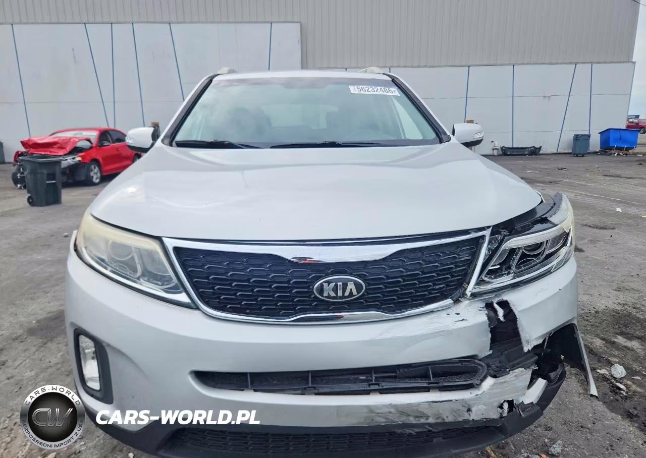 2015 Kia Sorento Lx VIN:5XYKT4A64FG631038 - 5