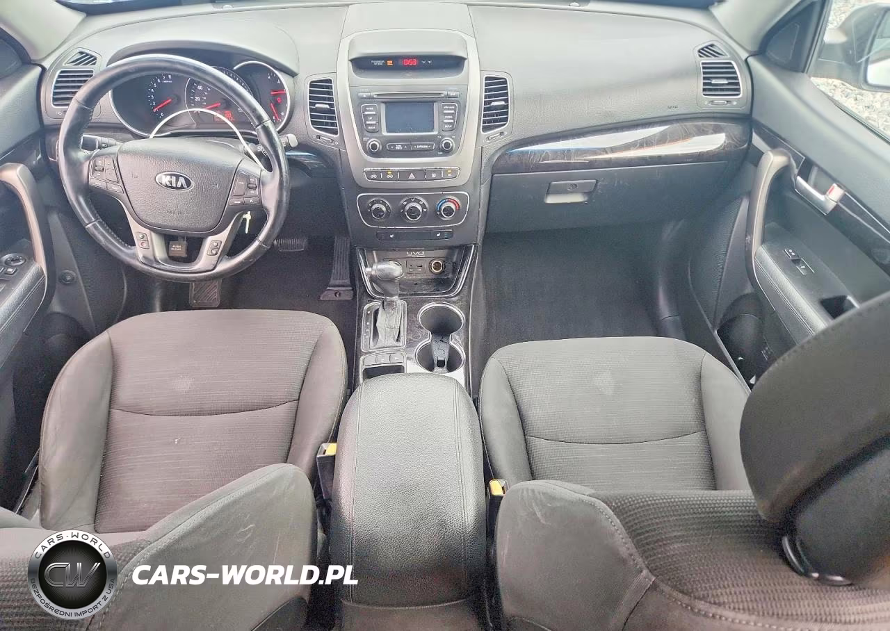 2015 Kia Sorento Lx VIN:5XYKT4A64FG631038 - 8