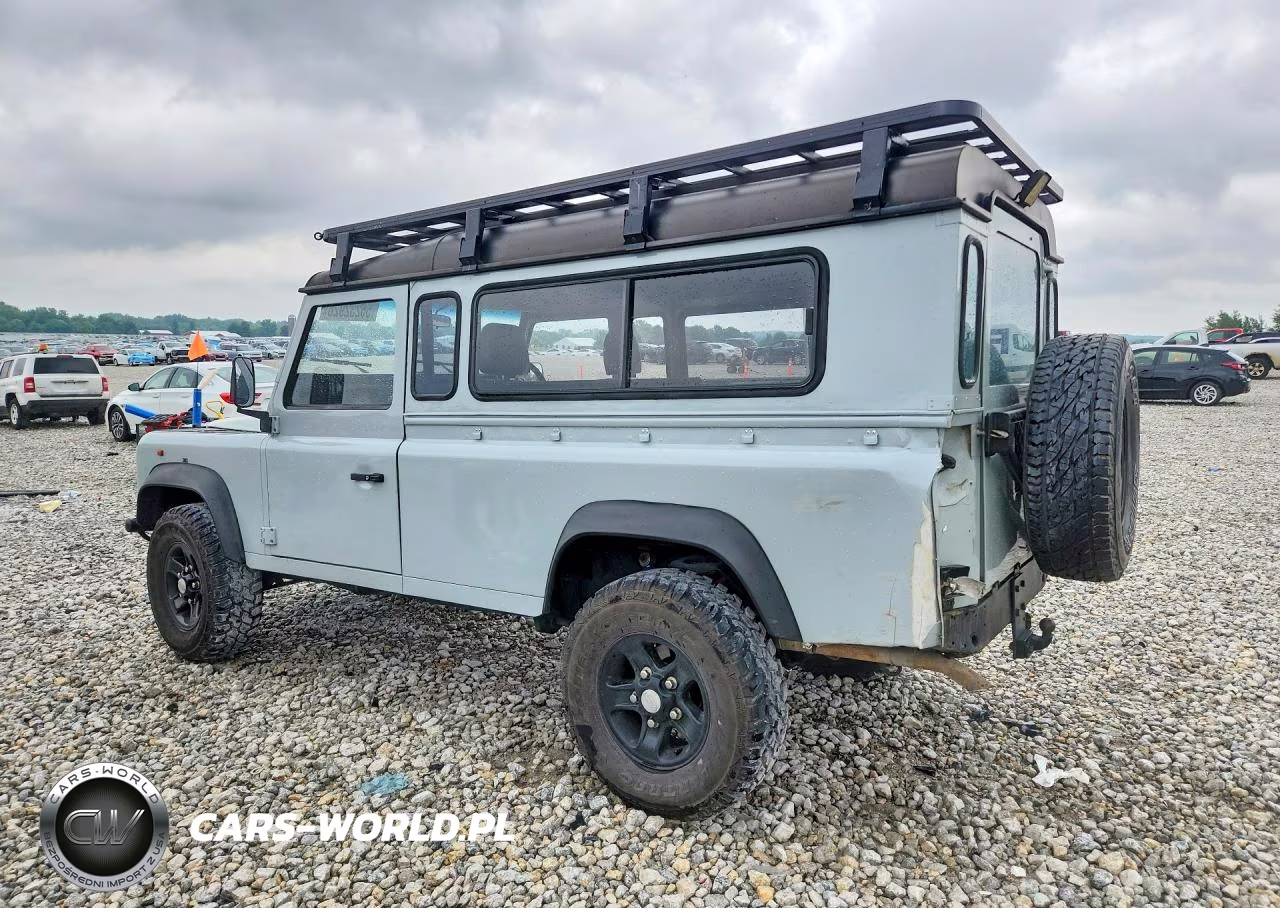 1994 Land Rover Defender 110 Base VIN:SALLDHAV7MA952572 - 2