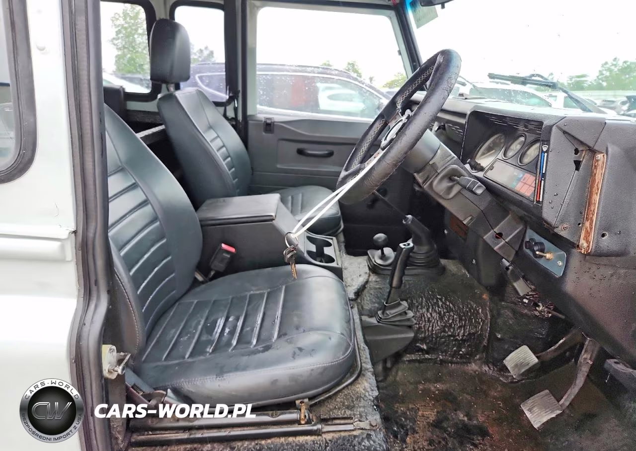 1994 Land Rover Defender 110 Base VIN:SALLDHAV7MA952572 - 7