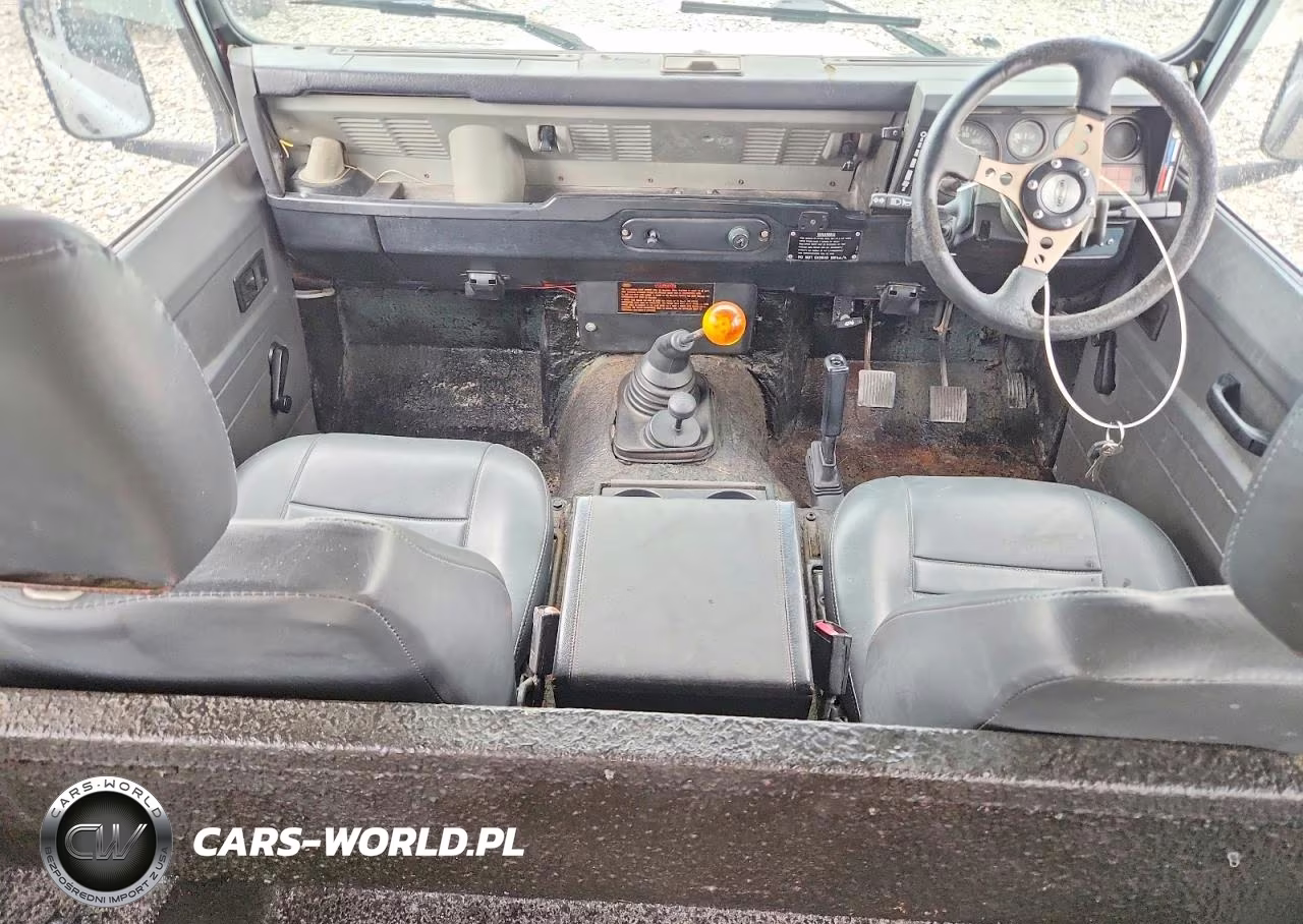 1994 Land Rover Defender 110 Base VIN:SALLDHAV7MA952572 - 8