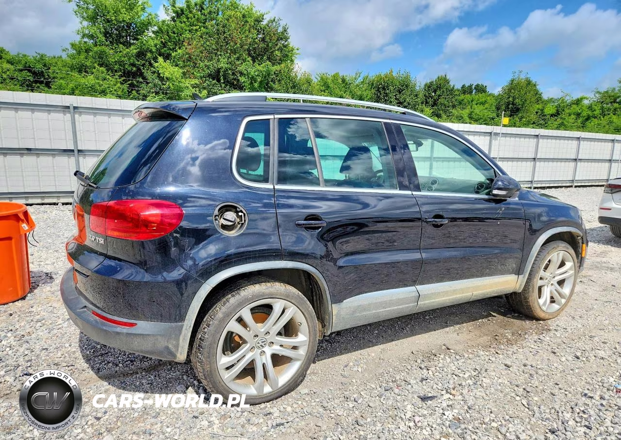 2013 Volkswagen Tiguan VIN:WVGAV3AX3DW571175 - 3