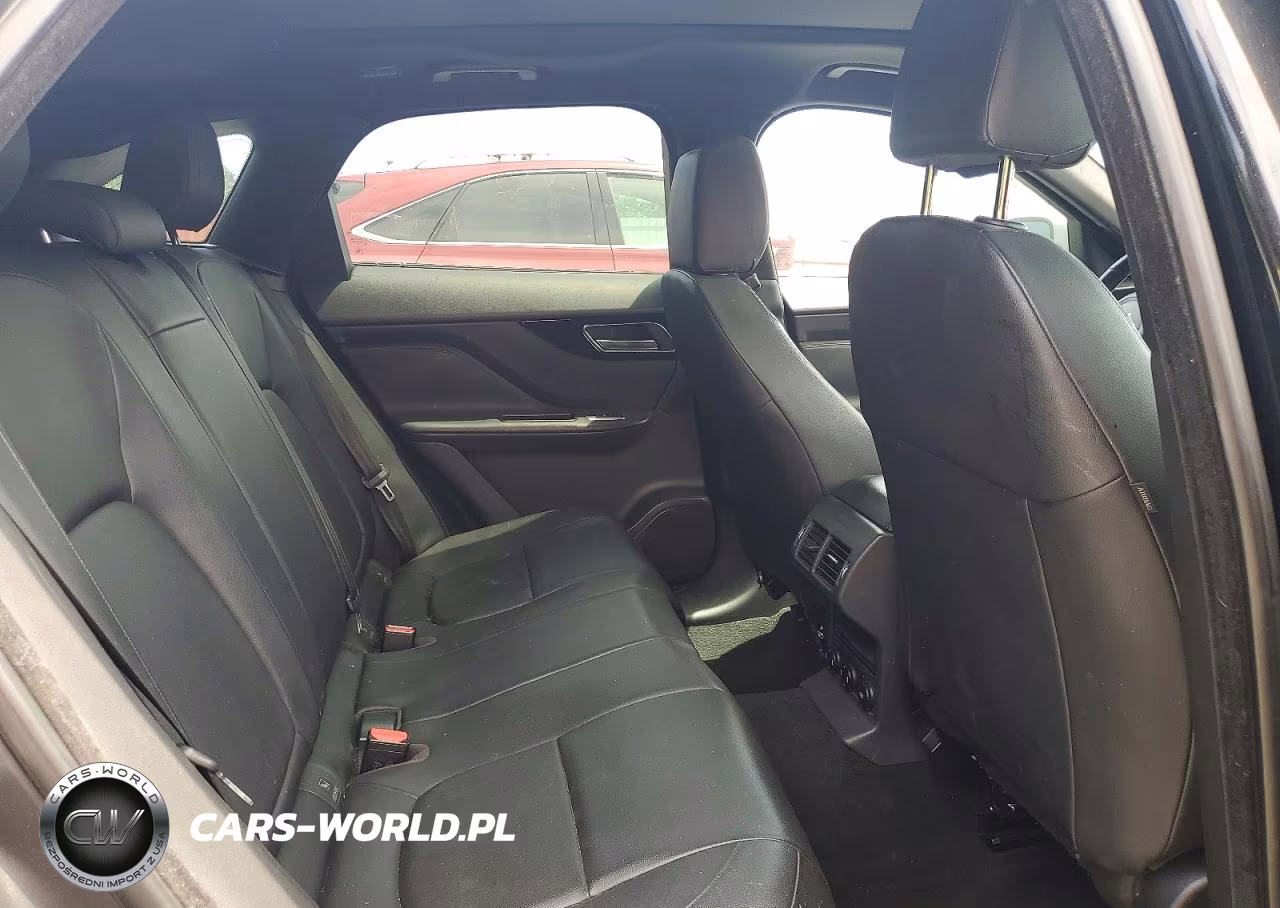 2017 Jaguar F-Pace Premium VIN:SADCJ2BN3HA097218 - 11