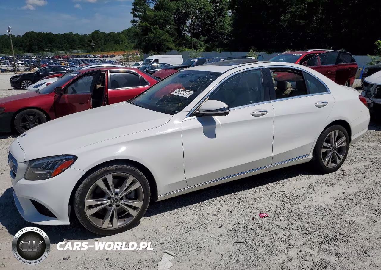 2019 Mercedes-Benz C 300 – zdjęcie 1 z 12