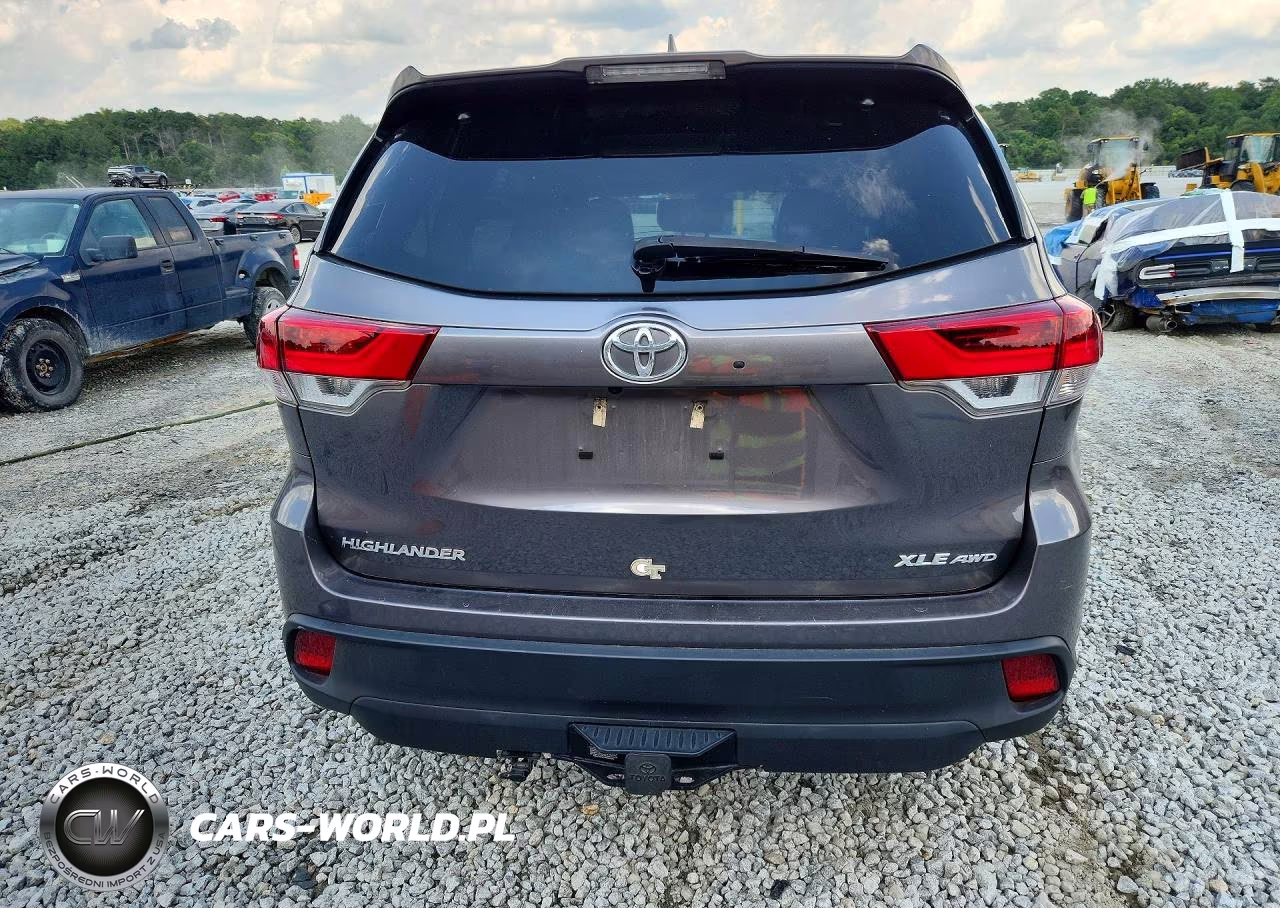 2018 Toyota Highlander Xle VIN:5TDJZRFH2JS536278 - 6