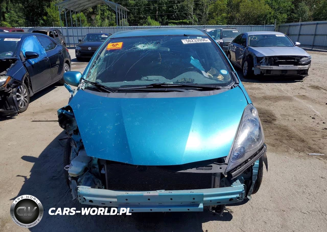 2013 Honda Fit VIN:JHMGE8H38DC023039 - 5