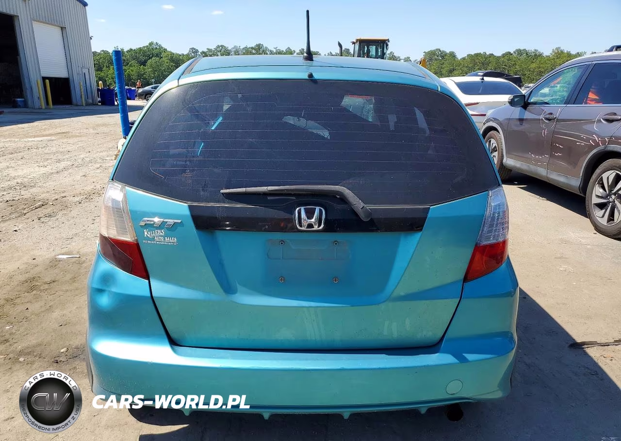 2013 Honda Fit VIN:JHMGE8H38DC023039 - 6