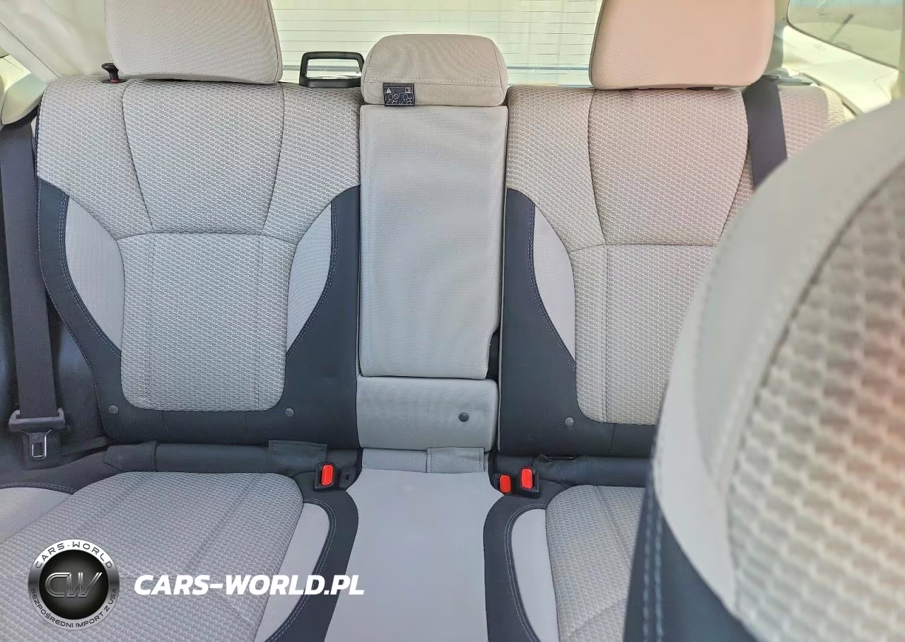 2022 Subaru Forester Premium VIN:JF2SKADC7NH444743 - 10