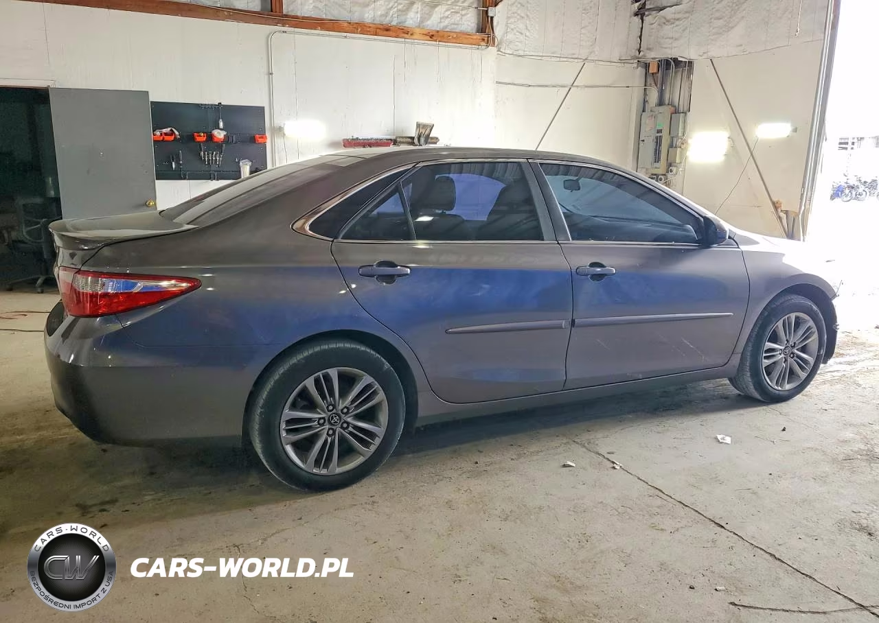 2016 Toyota Camry Se VIN:4T1BF1FK0GU210408 - 3