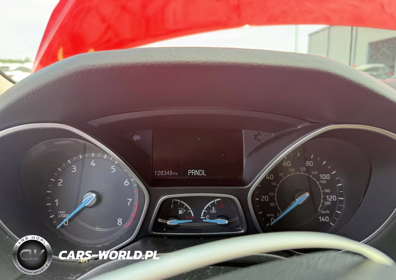 2016 Ford Focus Se VIN:1FADP3K23GL276698 - 9