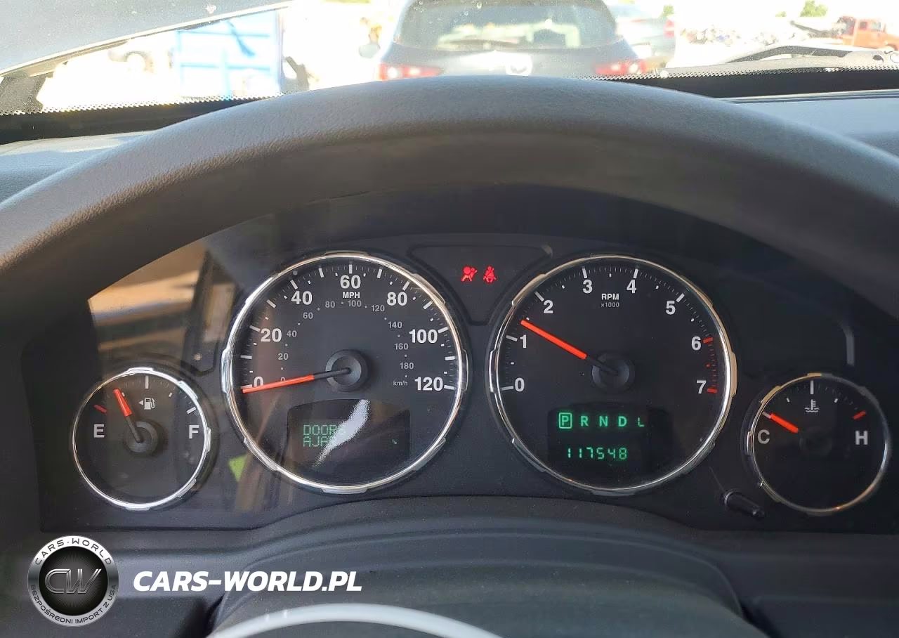 2008 Jeep Liberty 4D VIN:1J8GN58K18W195871 - 9