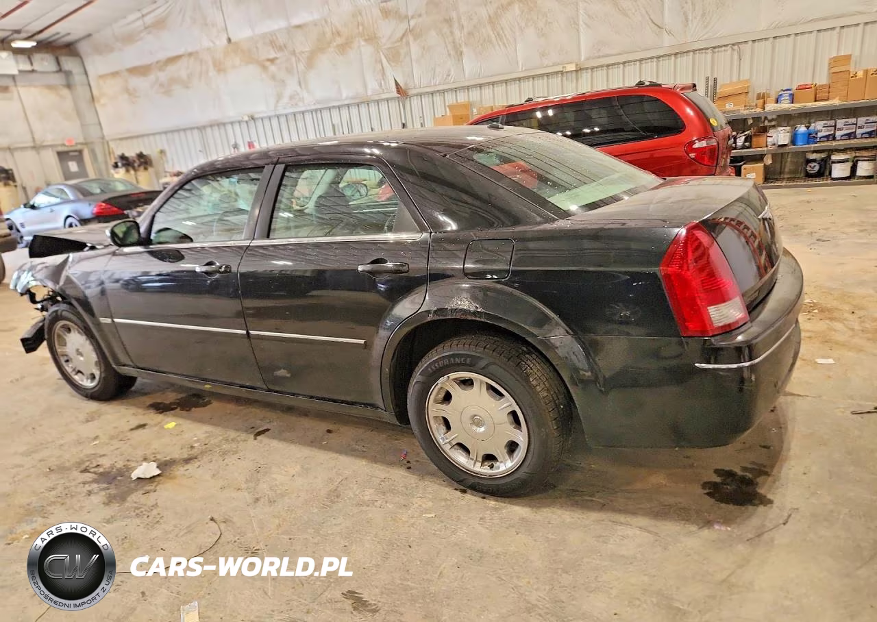 2007 Chrysler 300 Touring VIN:2C3KA53G37H745637 - 2