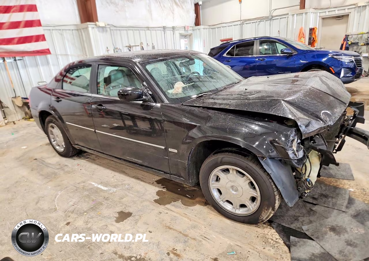 2007 Chrysler 300 Touring VIN:2C3KA53G37H745637 - 4