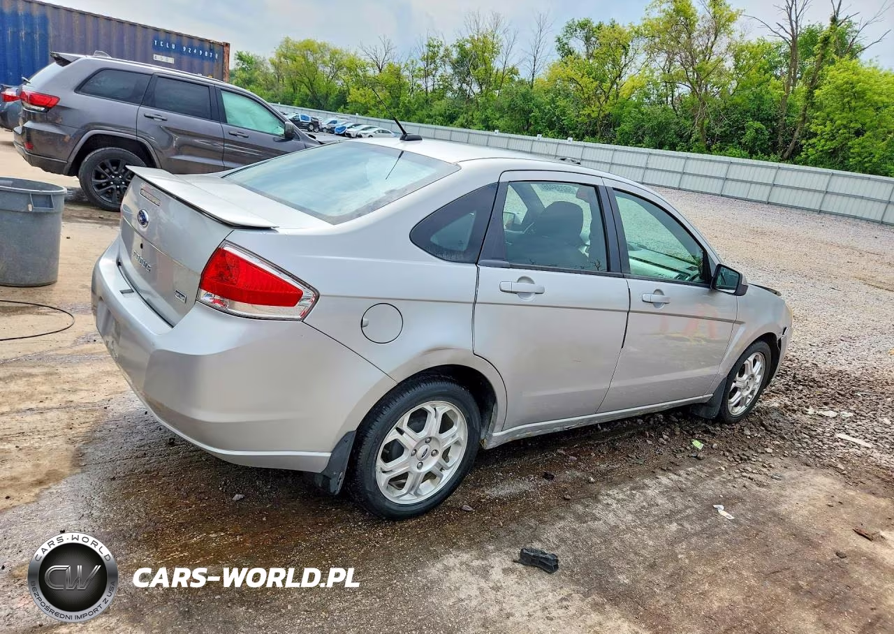 2009 Ford Focus Ses VIN:1FAHP36NX9W260148 - 3