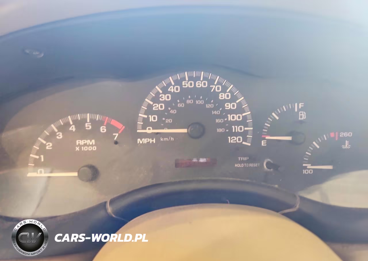 2004 Chevrolet Classic VIN:1G1ND52F14M651783 - 9